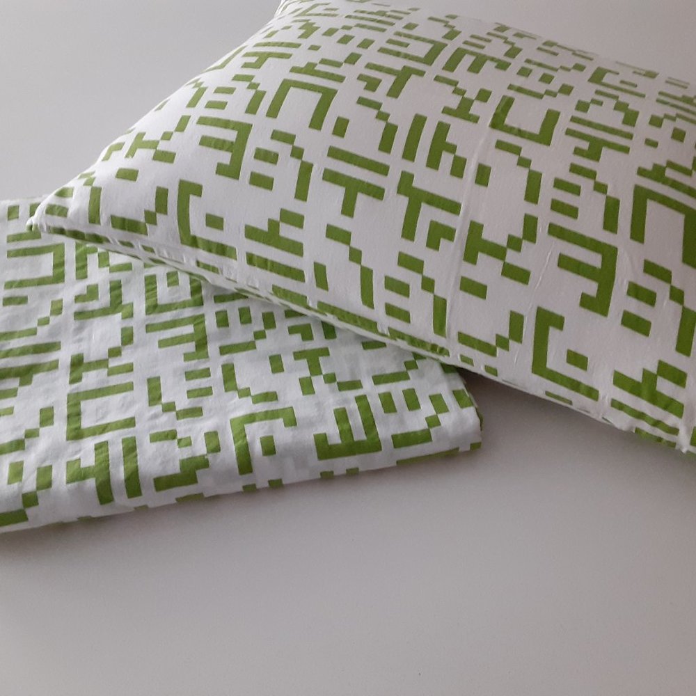 COLLEGE Twin Comforter Cover set (2) piece